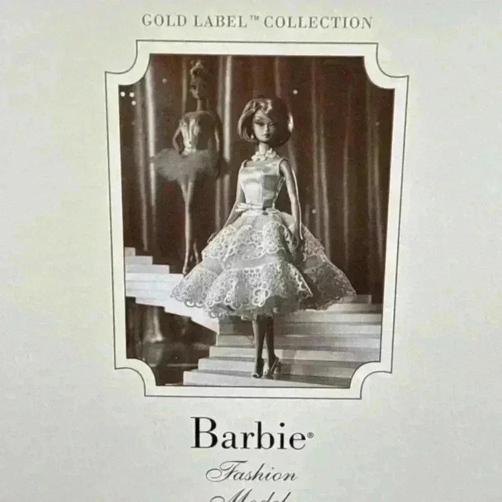 Barbie Southern Belle Doll - Picture 12 of 16